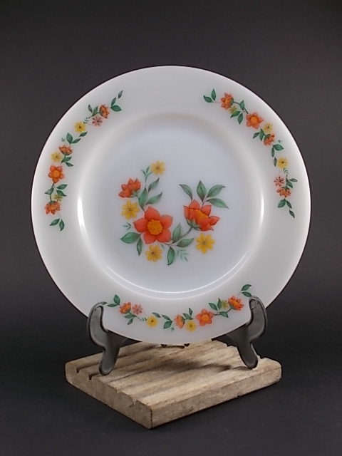 Lot1 De 9 Petites Assiettes Arcopal Vintage France D 18,5 Cm Fleurs Oranges