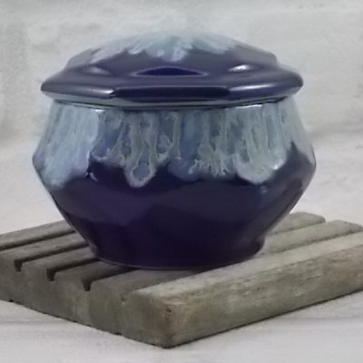 Boite octogonale en céramique vitrifié Bleu Cobalt, flammé Bleu Gris Beige. De Alpho de Saint Uze