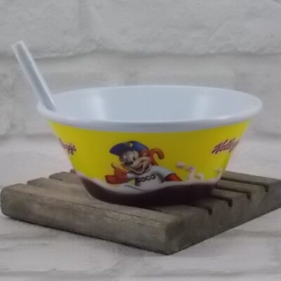 Bol à céréales avec paille "Coco Pops", en plastique Blanc, décors thermocollé. Article publicitaire de la marque Kellogg's