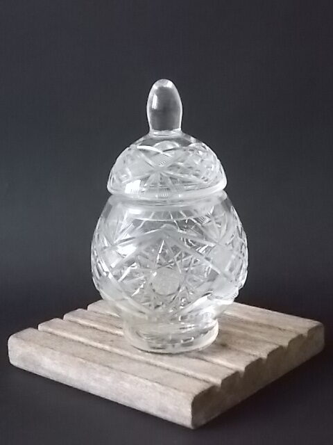 Bonbonnière « Urne » en cristal