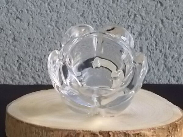 Bougeoir "Adria", en Cristal, 24 % de plomb translucide. Forme Fleur à double rangée de Pétales. De Royal Crystal Rock, Italy.