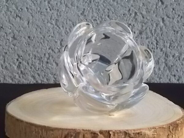 Bougeoir "Adria", en Cristal, 24 % de plomb translucide. Forme Fleur à double rangée de Pétales. De Royal Crystal Rock, Italy.