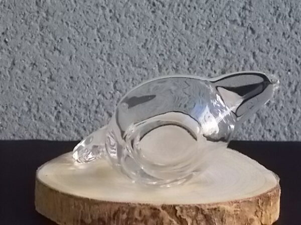 Cendrier "Poule", en cristal translucide moulé. Queue fait office de repose cigarette. De Art Vannes France
