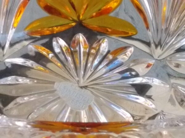 Coupe "Elliptique" en cristal translucide et Ambre. Décors de Palmes et Fleurs stylisées colorées. Echt Bleikristall gepresst de West Germany