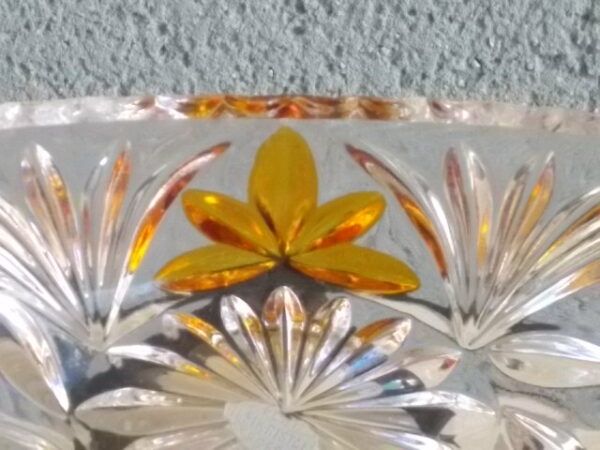Coupe "Elliptique" en cristal translucide et Ambre. Décors de Palmes et Fleurs stylisées colorées. Echt Bleikristall gepresst de West Germany