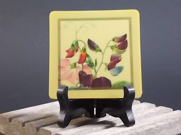 Dessous de verre "Floral", série de 4 Fleurs de Jardin, dans boîte toilé. Des éditions de Beloeil Belgique