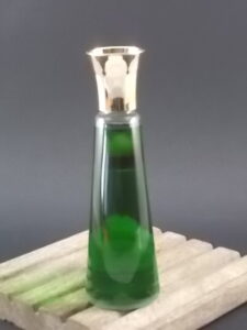 Eau de Lavande, eau de Cologne 75 %, flacon de 100 ml. De la maison Fragonard Parfumeur.