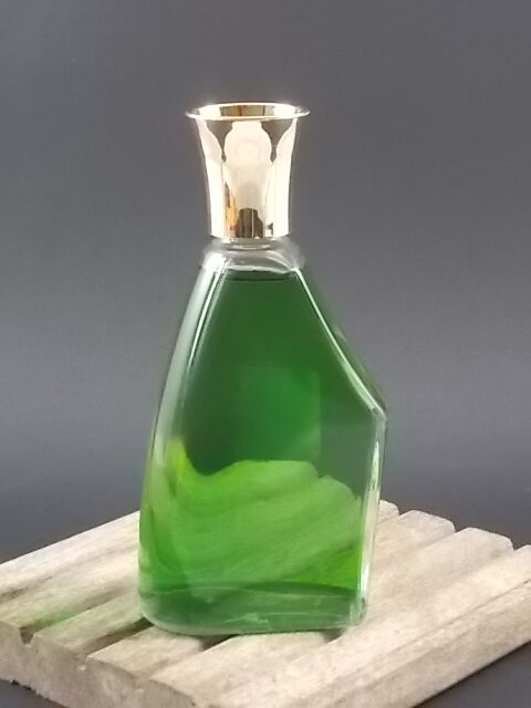 Eau de Lavande, eau de Cologne 75 %, flacon de 100 ml. De la maison Fragonard Parfumeur.