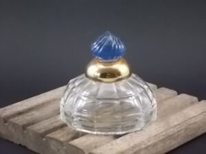 Flacon Lettre à Anna, eau de Toilette 50 ml. Lancé en 1996. De la maison Vittori France, Le monde en parfum.