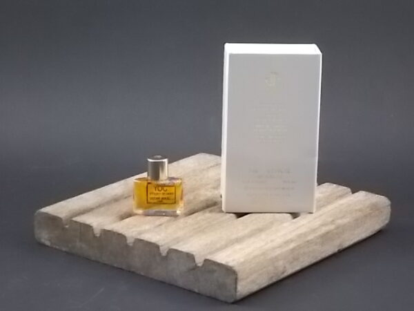 Joy, miniature EdT 2 ml, avec sa boite. Parfum crée en 1930, édition 1984. De la maison Jean Patou Paris