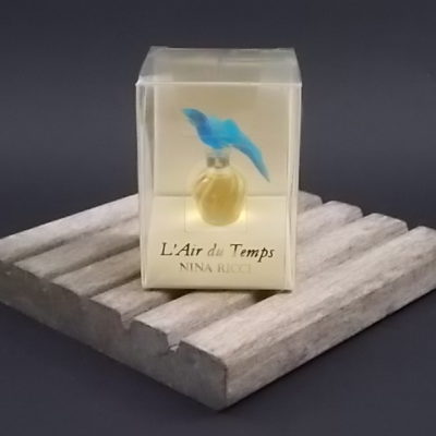 Miniature L' Air du Temps Parfum 2.5 ml. Lancé en 1997. De la maison Nina Ricci Paris