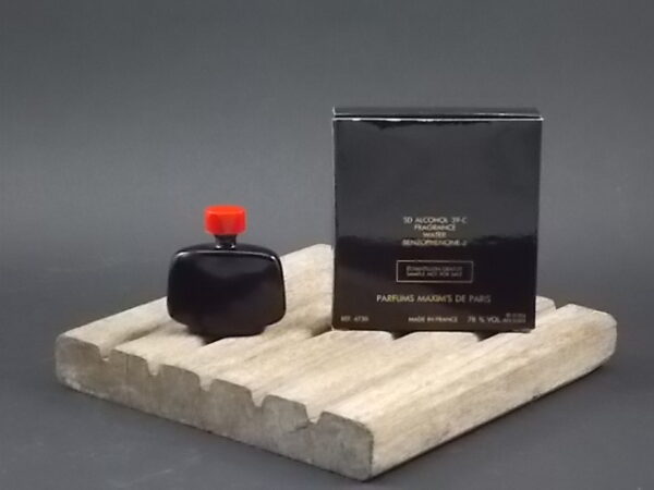 Maxim's Miniature EdP 4 ml, avec sa boite. Parfum crée en 1984. De la maison Maxim's de Paris