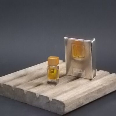Métal, miniature Parfum 1 ml, avec sa boite. Parfum crée en 1979. De la maison Paco Rabanne