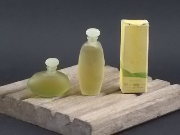 Nature, miniature EdT et EdP 5 ml, avec et sans boite. Parfum crée en 1993. De la maison Yves Rocher.