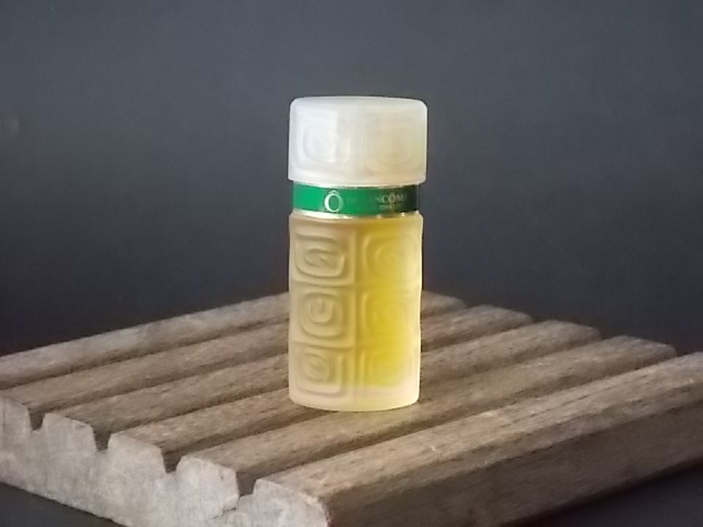 O miniature EdT 7,5 ml, sans boite. Lancé en 1969. De la maison Lancôme.