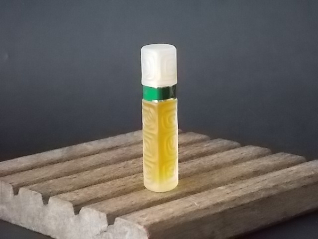 O miniature EdT 7,5 ml, sans boite. Lancé en 1969. De la maison Lancôme.