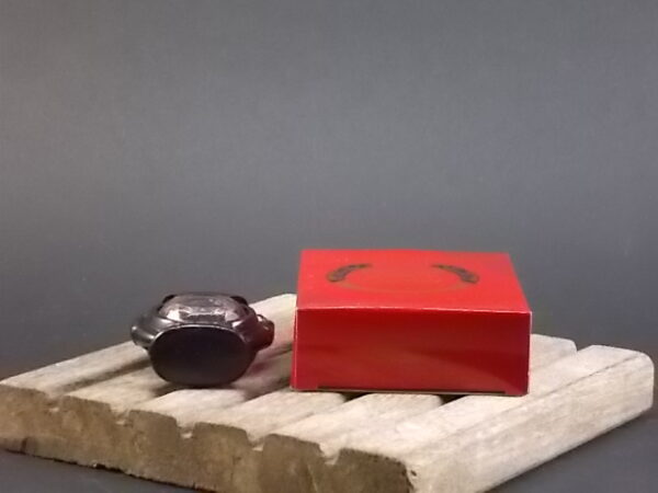 Panthère, miniature de Parfum 4 ml avec sa boite. Lancé en 1986. De la maison Cartier.