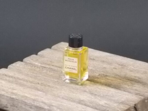 Pour Monsieur, miniature EdT Homme 4,5 ml, sans boite. Parfum crée en 1955. De la maison Chanel
