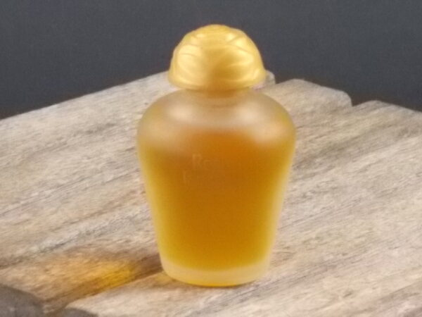 Rose Ispahan, miniature EdT 7,5 ml, sans boite. Parfum crée en 19896. De la maison Yves Rocher