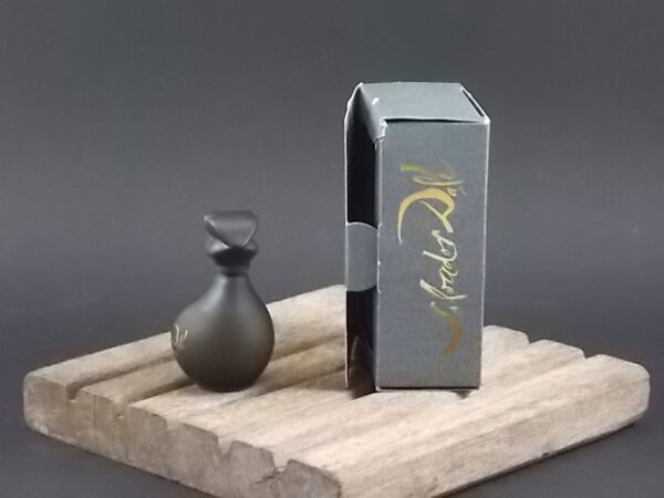 Salvador Dali, miniature EdT Homme 8 ml, avec sa boite. Parfum crée en 1987. De la maison Salvador Dali