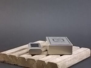 Santos, miniature Eau de Toilette Homme 4 ml avec sa boite. Lancé en 1981. De la maison Cartier