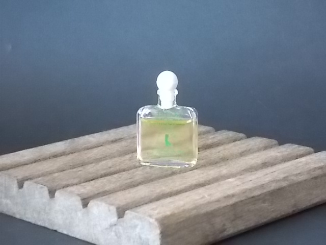 Trophée, miniature EdT Homme 3,5 ml, sans boite. Créé en 1982. De la maison Lancôme.