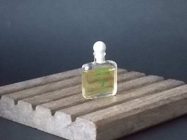 Trophée, miniature EdT Homme 3,5 ml, sans boite. Créé en 1982. De la maison Lancôme.