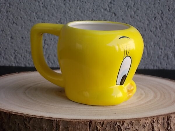 Mug, en céramique Jaune, représentant le personnage de "Titi", de Warner Bros. Distribué par Starline