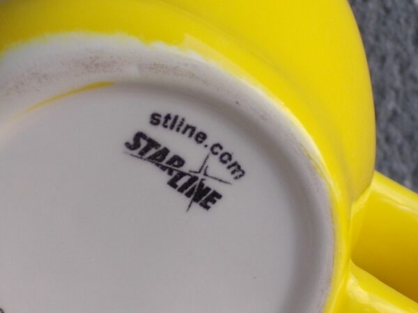 Mug, en céramique Jaune, représentant le personnage de "Titi", de Warner Bros. Distribué par Starline