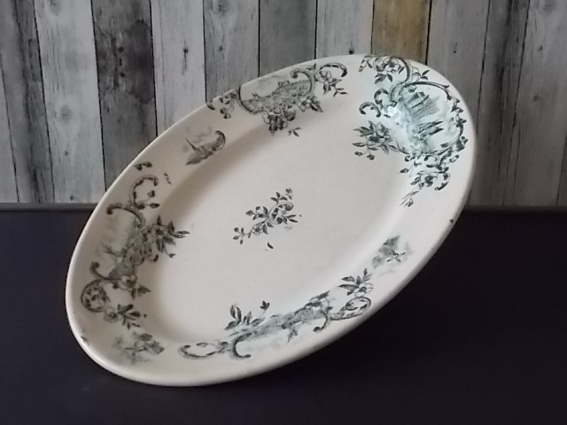 Plat ovale « Marine » en Terre de Fer