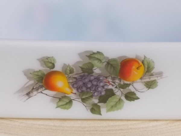 Plat à Four "Fruits de France, en verre Opale et motif Fruitier. De la Marque Arcopal France