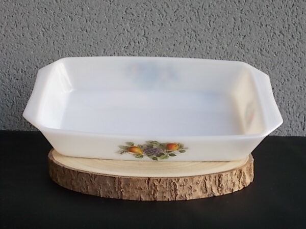 Plat à Four "Fruits de France, en verre Opale et motif Fruitier. De la Marque Arcopal France