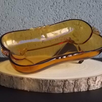 Ravier rectangulaire à Oreille, en verre teinté Ambre. Made in Deutschland