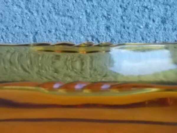 Ravier rectangulaire à Oreille, en verre teinté Ambre. Made in Deutschland