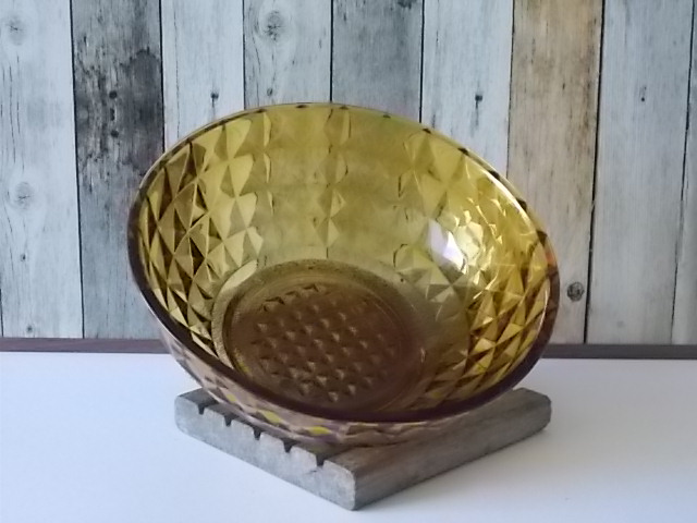 Saladier en verre teinté Ambre