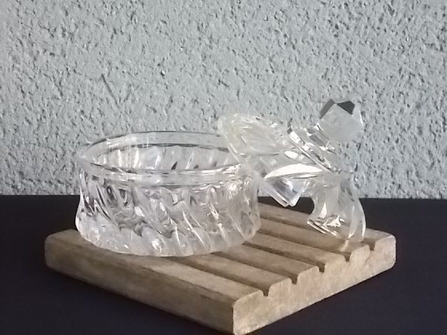 Sucrier couvert à encoche en verre