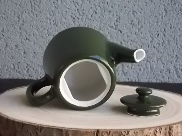 Théière individuelle, en céramique Vert Sapin. Modèle 732. De la Manufacture Pillivuyt France.