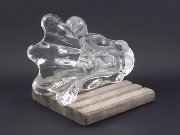 Vase "Cascade" en Cristal. De forme évasé. Effet de gouttes en cascade. De la maison Art Vannes France.