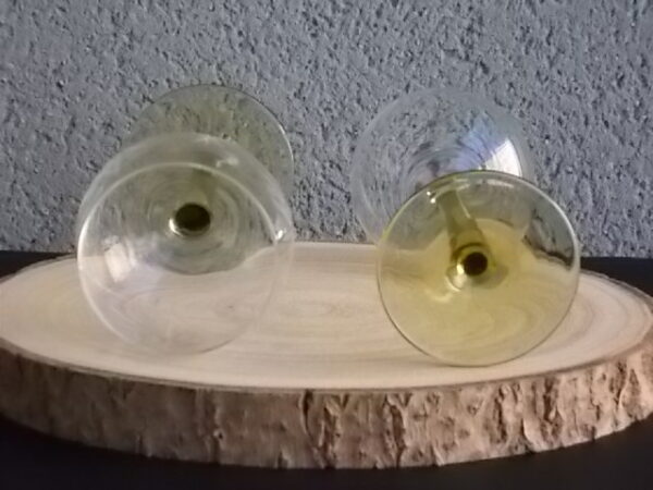 Verre à Vin Blanc d'Alsace en verre soufflé bouche ciselé gravé "Etoiles". Longue tige teinté Ambre.