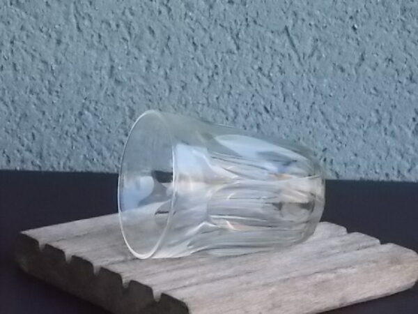 Verre à eau "Provence", en verre trempé translucide. Forme gobelet. De la Verrière Beauce Bourgogne, BVB France
