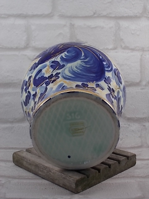 Potiche en faïence "H. Becquet Quaregnon" Belgique, décors "Oiseaux Bleu du Bonheur", coloris Bleu Cobalt rehaussé de Dorure peint à la main